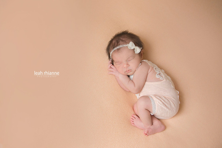 305-claire_newborn